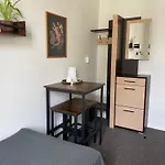Studija Mona *