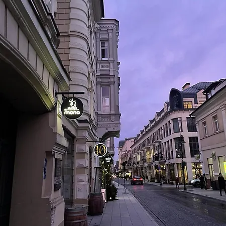 Studija Mona Hostel
