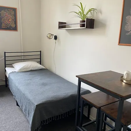 Studija Mona Albergue