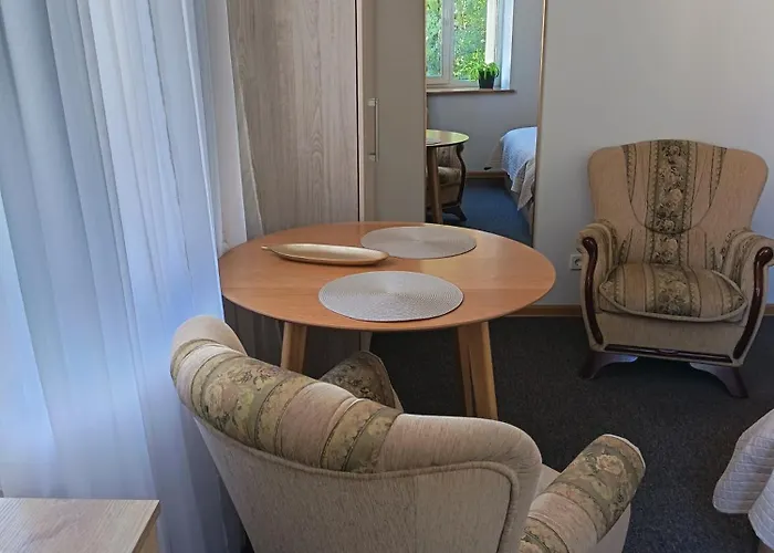 Studija Mona Vandrarhem *