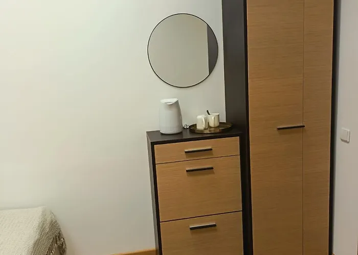 Vandrarhem Studija Mona *