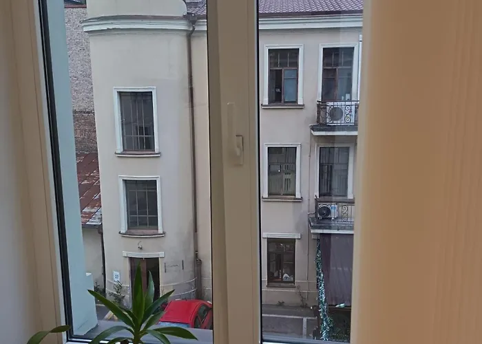 بيت شباب Studija Mona